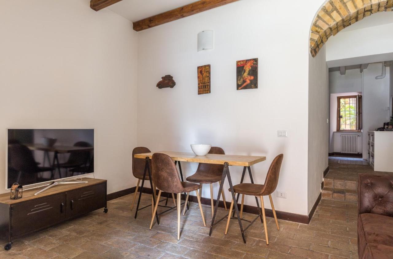 VII Coorte A Trastevere Рим Экстерьер фото